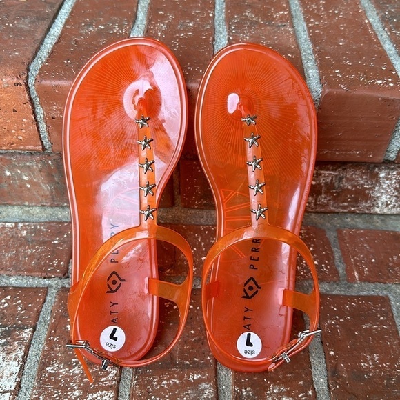 Katy Perry Women's The Geli Stud Thong in Star Fish Fiery Orange Size 7 - Picture 5 of 8